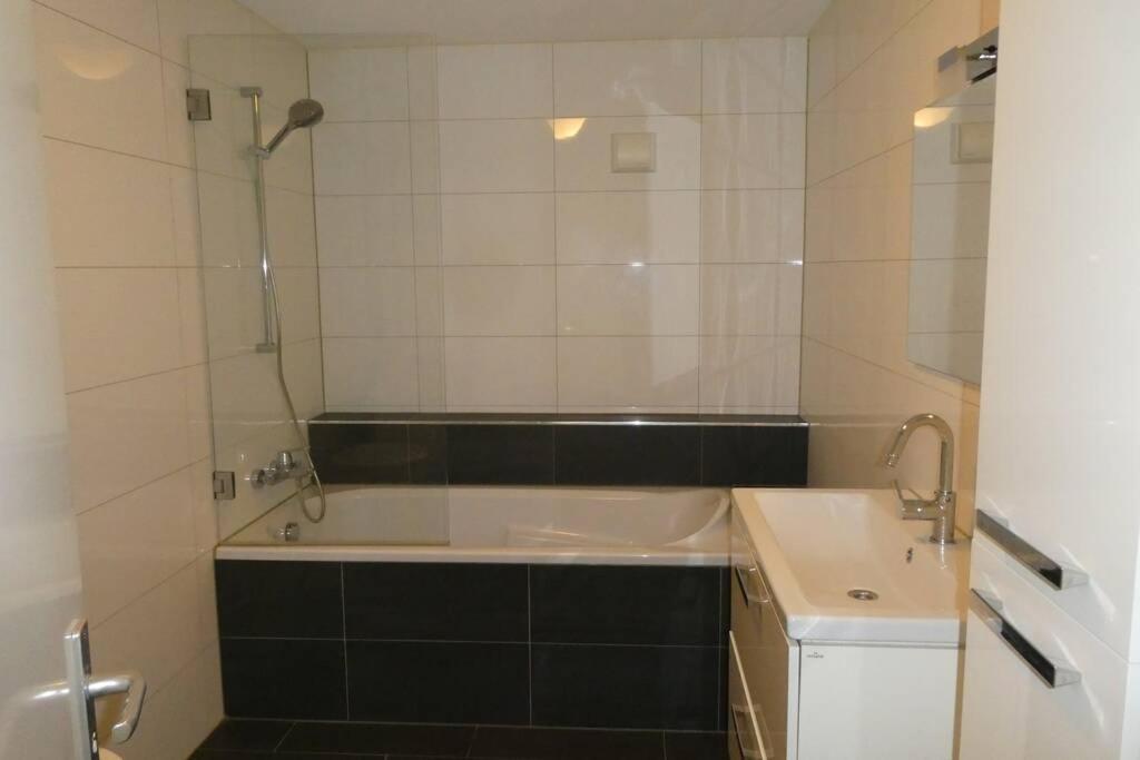 Huis Bij De Catalpa دوردريشت المظهر الخارجي الصورة